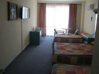 Отель Oencuel Beach Hotel